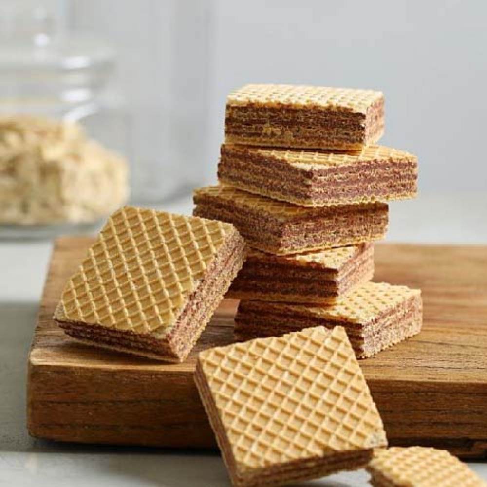 Biscuiti Loacker Sandwich cu Alune, 25 g