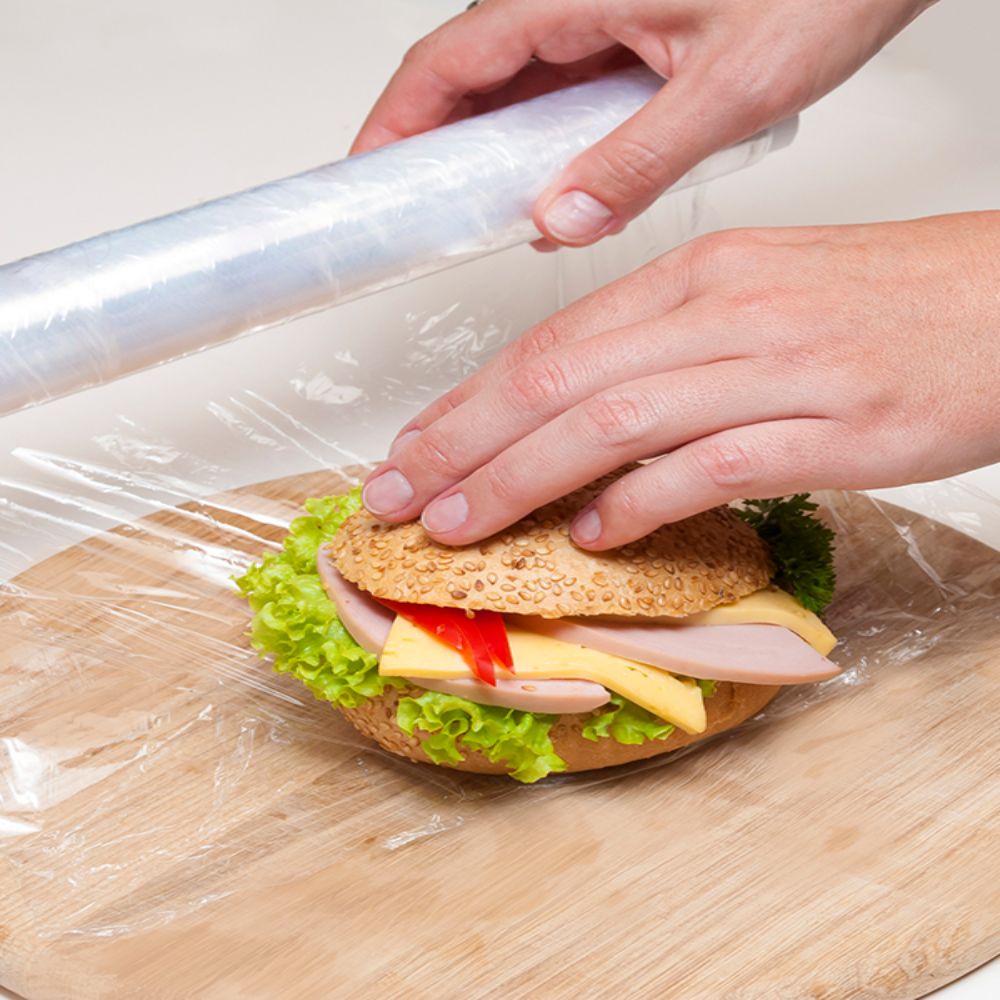 Folie Stretch Alimentara, Latime 450 mm, Polietilena, Greutate 930g, Transparenta, Folii pentru Uz Casnic, Produse Pentru Ambalat, Folii Alimentare, Folie Transparenta din Polietilena, Folie Stretch pentru Alimente