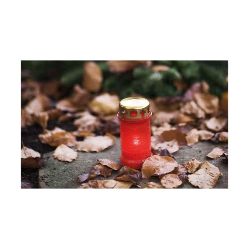 Candela Parafina cu Capac, Timp Ardere 60 h, 140x70 mm, Culoare Rosie, Lumanare Candela, Lumanari si Candele Tip 30, Candele din Parafina, Candele pentru Exterior, Candele pentru Sarbatori, Candele cu Capac, Candela cu Capac Metalic
