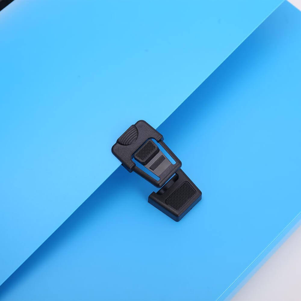 Servieta din Plastic Deli, Albastra, Cu Inchidere, Maner de Plastic, Servieta, Servienta pentru Documente, Servieta Documente, Servieta fara Compartimente, Mapa fara Compartimente, Mapa pentru Documente