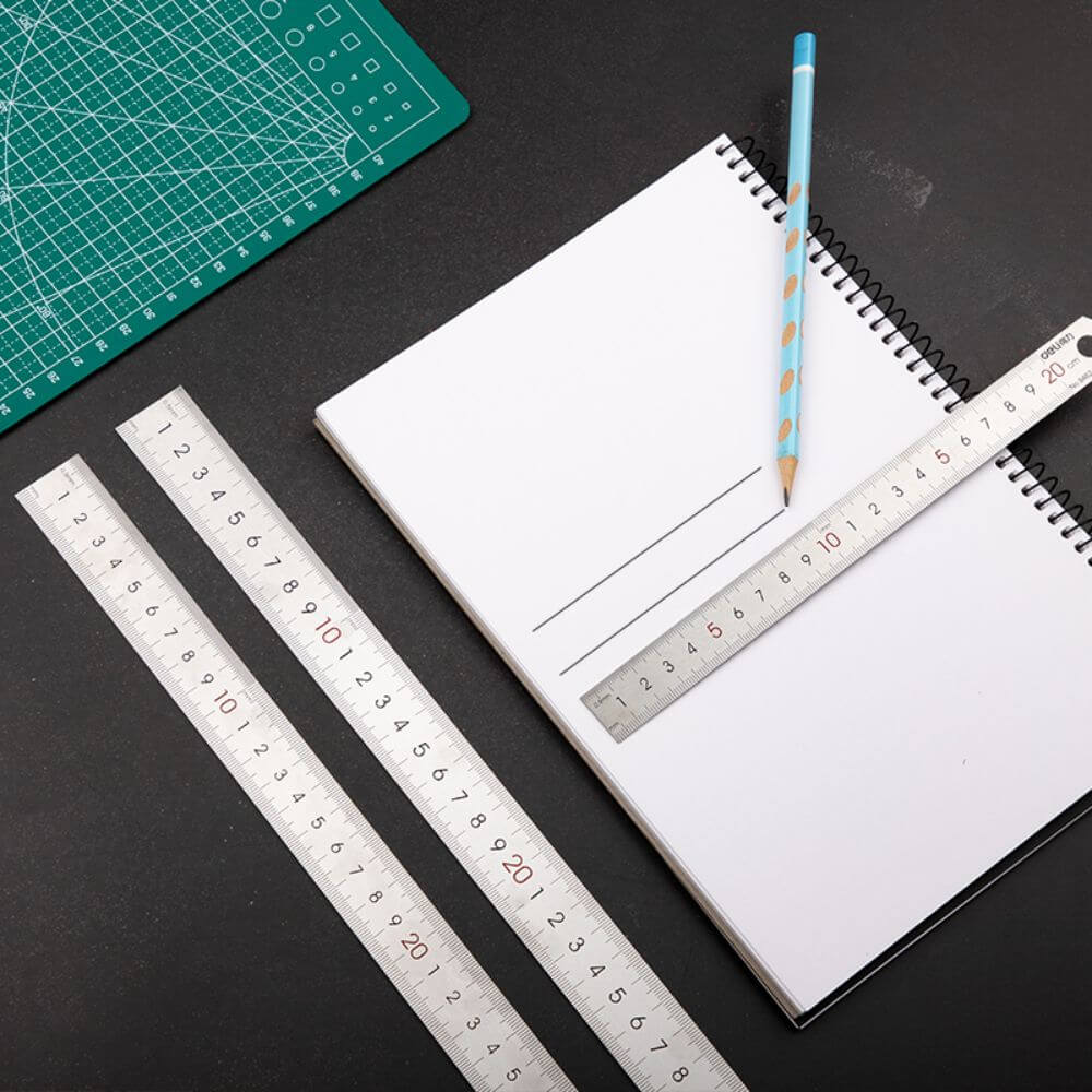 Rigla Metalica Deli, 20 cm, Rigla Metalica Gradata, Rigla Metalica 20 cm, Rigla de Metal Gradata, Rigle Metalice Gradate, Rigle Metalice 20 cm, Rigla 20 cm, Rigle 20 cm, Rigle de Metal Gradate, Liniar Metalic Gradat, Liniar Metalic 20 cm