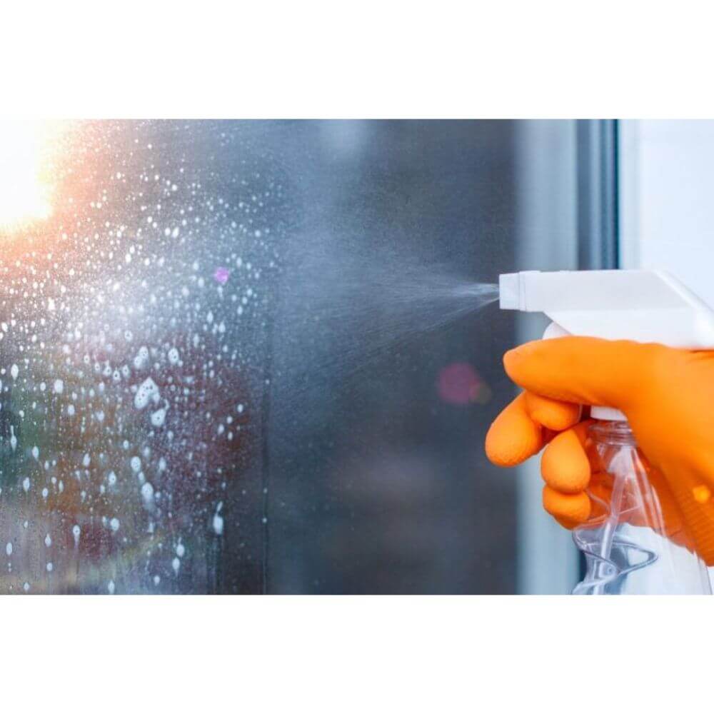 Solutie pentru Geamuri cu Pulverizator Misavan 4in1, 750ml, Fara Urme, Solutie Geamuri, Solutie de Geamuri, Solutie Geamuri Misavan, Solutie cu Pulverizator pentru Geam, Solutie Geam Misavan 4in1, Solutie de Oglinzi, Solutie pentru Oglinzi