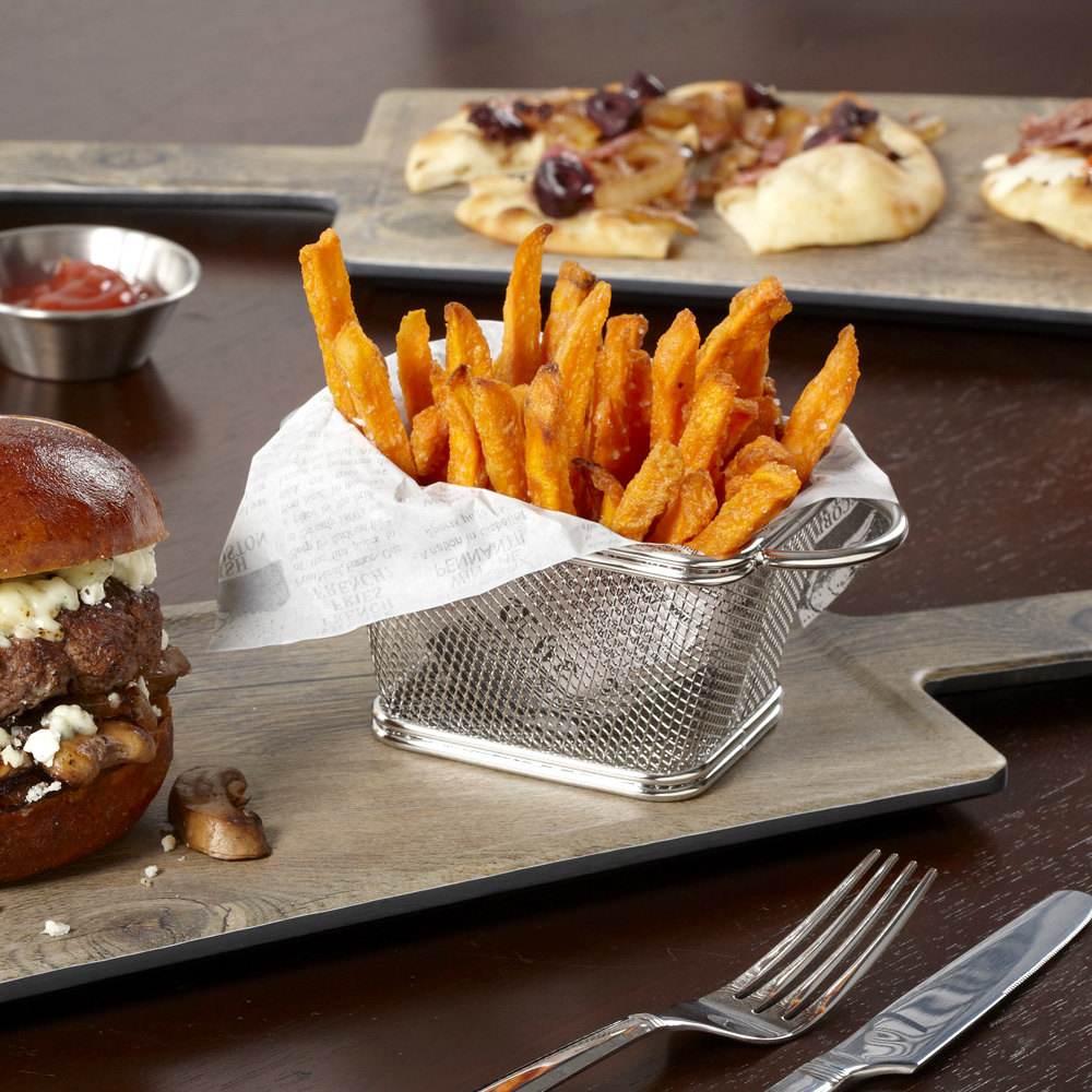 Bax Â±1000 Coli Napron Hartie Alba de Tava, 80 g/mÂ², Model Ziar, 30x40 cm, Suport pentru Farfurii, Naproane Hartie, Napron Tava, Naproane Tava, Napron Restaurant, Napron din Hartie, Naproane din Hartie, Hartie Tava, Naproane Cafenea, Hartii Tavi