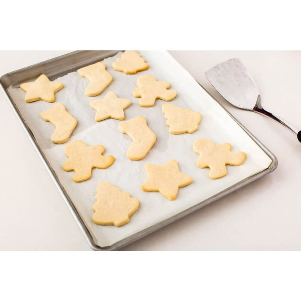 Hartie pentru Copt Oti, 38cm x 8m, Culoare Alba, Pergament pentru Tavi, Hartie Cerata de Copt, Hartie de Copt in Rola, Hartie Pergament pentru Copt, Hartie de Copt Alba, Hartie de Copt Termorezistenta, Hartie de Copt Siliconata