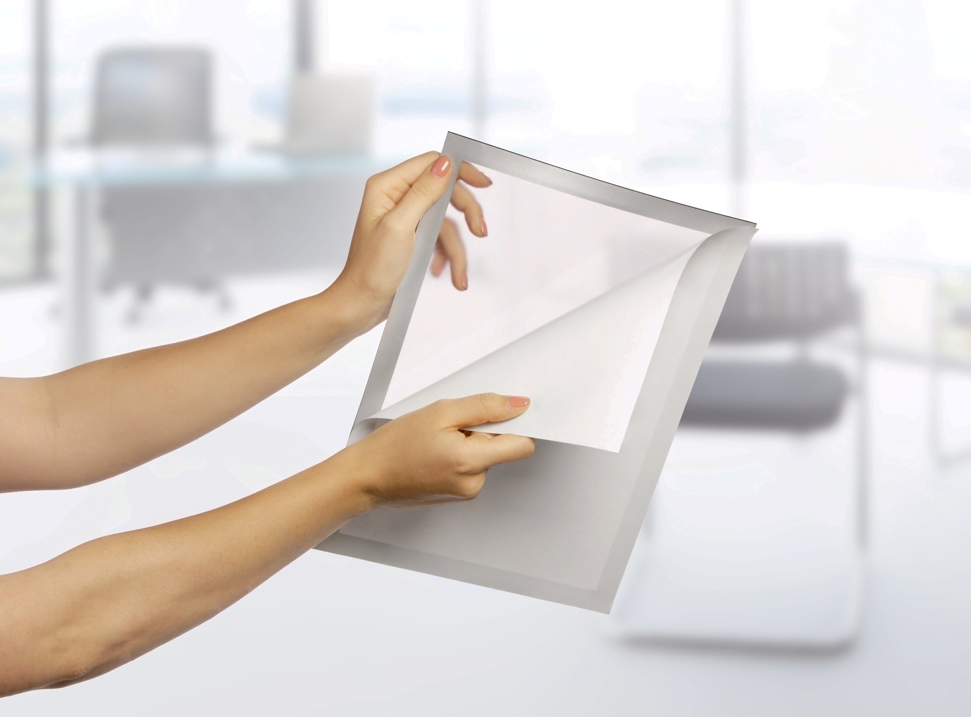Display magnetic Durable Duraframe, A4, argintiu, 2 bucati/set