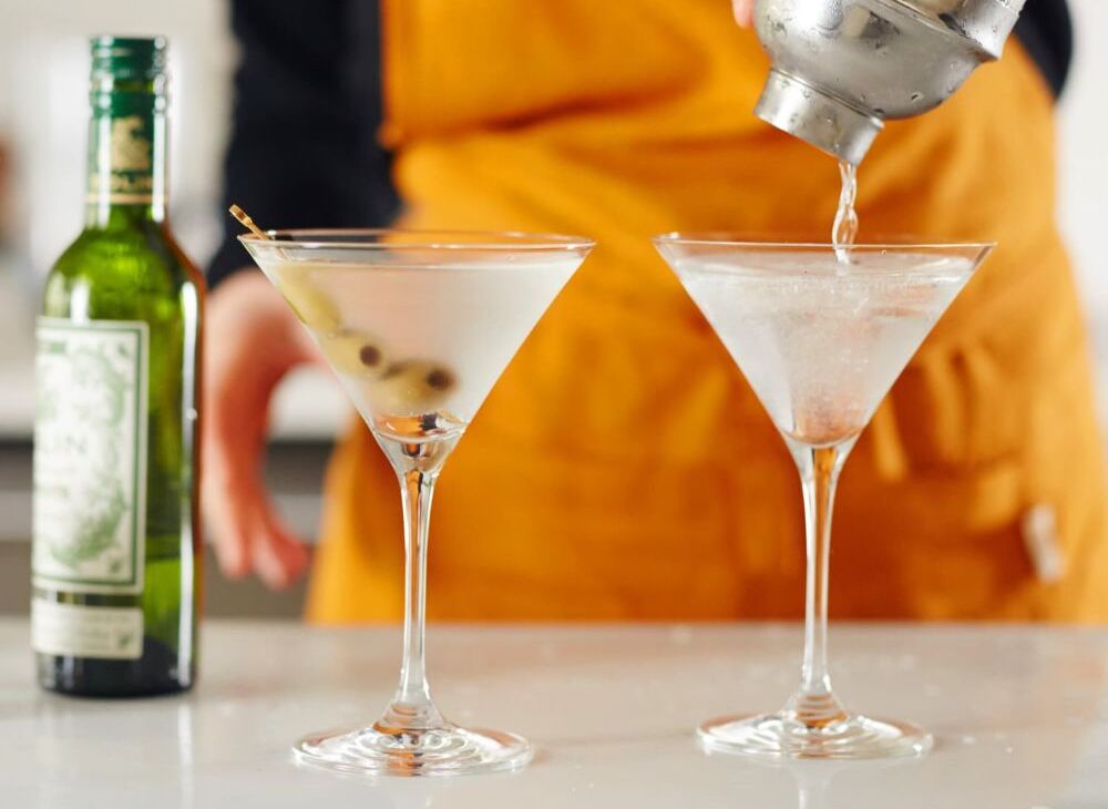 Set 6 Pahare din Sticla Incolora 230 ml, Pasabahce Enoteca, pentru Martini, cu Picior, Pahare Martini, Pasabahce Pahare, Pahare Enoteca, Pahare cu Picior