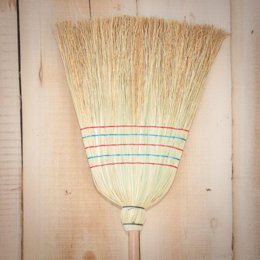 Matura Sorg, cu Coada din Lemn de Fag, Matura Clasica, Matura cu Coada de Lemn, Matura pentru Interior si Exterior, Matura pentru Curte si Gradina, Matura pentru Menaj, Maturi Sorg