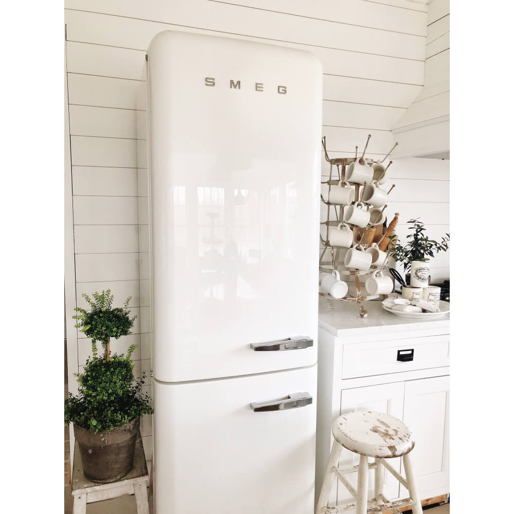 Vopsea Spray Alba Dupli-Color, 200 ml, Pentru Suprafete Emailate, Spray Vopsea, Vopsea Alba Tip Spray, Vopsea Alba Spray, Vopsea Spray Email, Spray Alb Email, Spray Vopsea Email, Spray Email Alb, Vopsea Tip Spray, Spray Paint