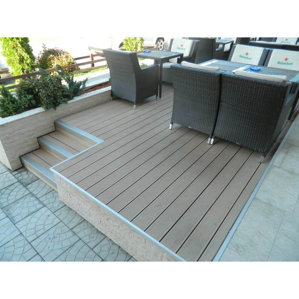Profil Treapta 3971, 2.7 m, Aluminiu Neperforat, Grafit, Profil Treapta 270cm, Profil de Aluminiu pentru Treapta, Profil Gri pentru Treapta, Profile de Aluminiu pentru Trepte, Profile Trepte Gri, Profile pentru Scari, Profil Protectie Treapta
